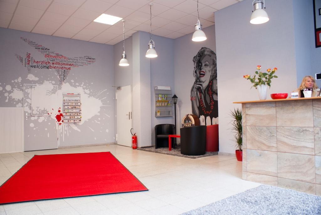 Hostel Die Etage East Berlim Exterior foto