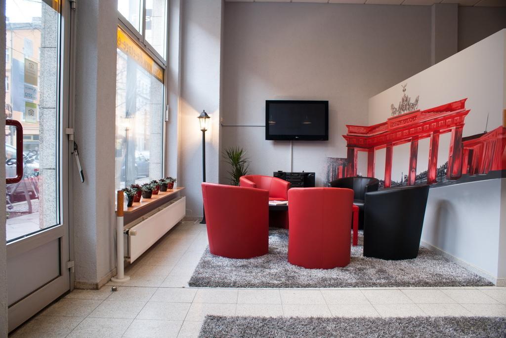 Hostel Die Etage East Berlim Exterior foto