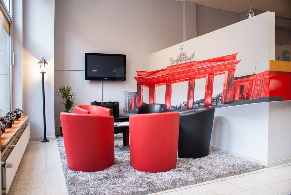 Hostel Die Etage East Berlim Exterior foto